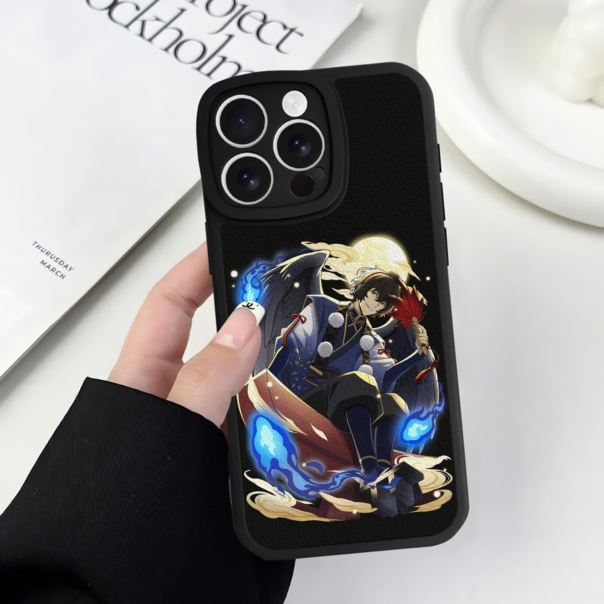 （画像用） 文豪ストレイドッグス Bungo Stray Dogs 【iPhone 16シリーズ対応】シリコンスマホケース（レザー調） 材質：シリコン
